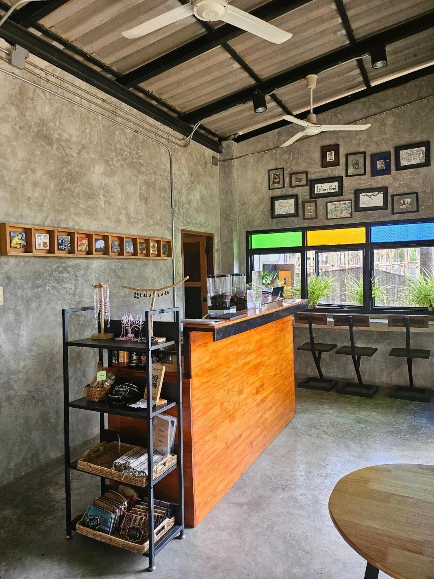 The Picturebook Guesthouse Mae Sot Εξωτερικό φωτογραφία